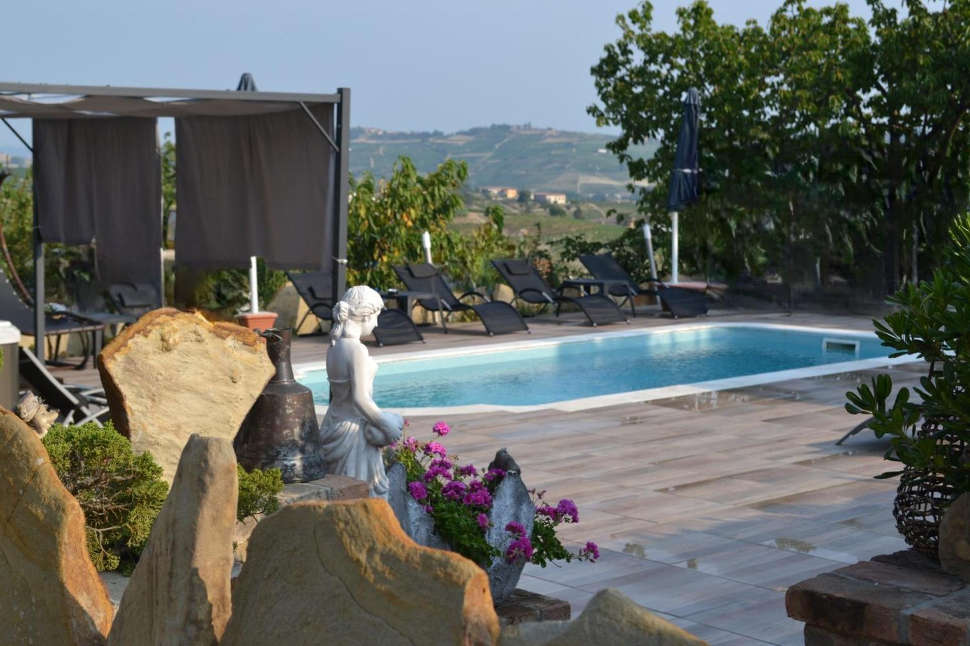 Agriturismo San Martino Castiglione Tinella Exterior foto